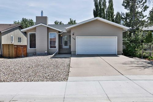 146 Oxford Road W, Lethbridge, AB, T1K4V4 | Card Image