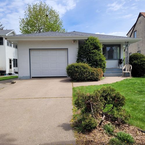 704 16th Ave N, South Saint Paul, MN, 55075-1489 | Card Image