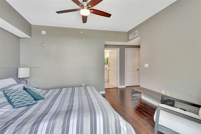 UNIT-104N - 450 N Federal Hwy, Townhouse with 3 bedrooms, 3 bathrooms and null parking in Boynton Beach FL | Image 14
