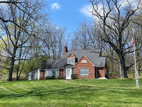 4190 County Road 16, Canandaigua, NY, 14424-8351 | Card Image