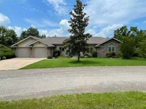 20 Redbud Ln, Kimberling City, MO, 65686-9671 | Card Image