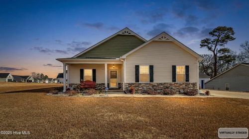 1532 Antioch Rd Ne, Pikeville, NC, 27863-8957 | Card Image