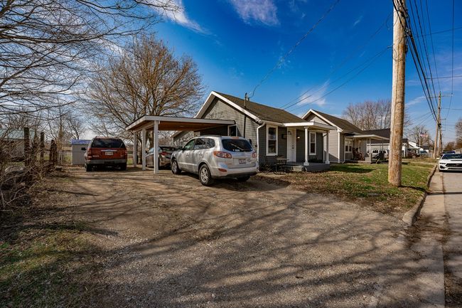 351 Barnes Ave, Home with 3 bedrooms, 2 bathrooms and null parking in Circleville OH | Image 19