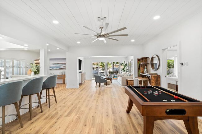 2513 Se 12 Th St, House other with 3 bedrooms, 3 bathrooms and null parking in Pompano Beach FL | Image 4