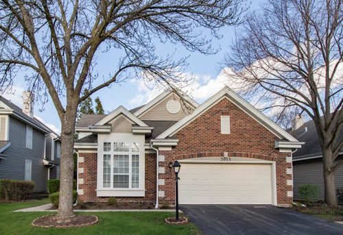 2015 N Evergreen Ave, Arlington Heights, IL, 60004-3175 | Card Image
