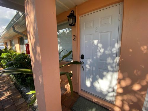 apt-2-914 N J St, Lake Worth Beach, FL, 33460-2562 | Card Image