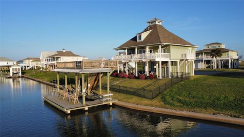 1913 Laguna Harbor Cove Blvd, Port Bolivar, TX, 77650 | Card Image