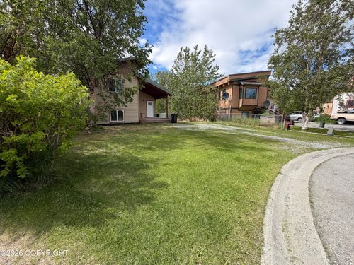 810 Hilltop Dr, Palmer, AK, 99645-6041 | Card Image