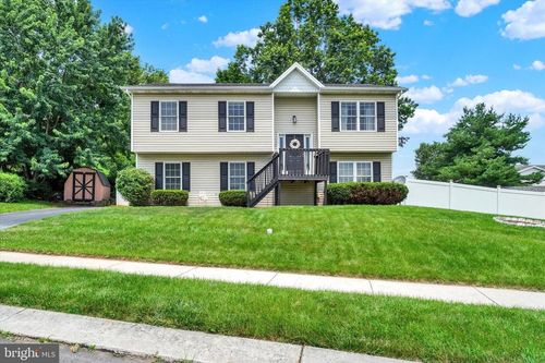 25 Susquehannock Dr, York Haven, PA, 17370-9408 | Card Image