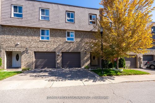 65-405 Hyacinthe Blvd, Mississauga, ON, L5A3N1 | Card Image
