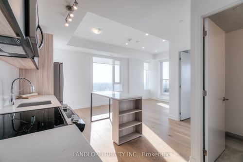 1208-3100 Keele St, North York, ON, M3M0E1 | Card Image