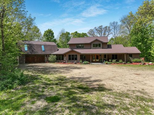 148 5th St, PRAIRIE FARM, WI, 54762-9236 | Card Image