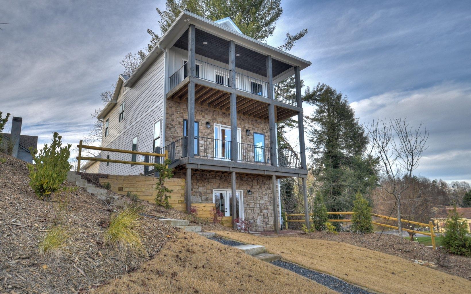 Harrison Ln, Blue Ridge, GA 30513