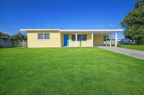 116 Ne Entrada Ave, Port Saint Lucie, FL, 34952-1402 | Card Image