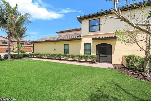 7404-17401 Cherrywood Ct, BONITA SPRINGS, FL, 34135-9178 | Card Image