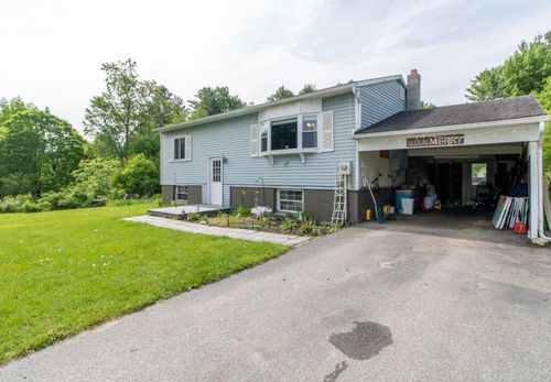 115 Scottsdale Rd, Newport, VT, 05855-4829 | Card Image