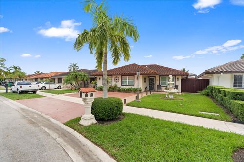 851 Nw 132nd Pl, Miami, FL, 33182-1814 | Card Image