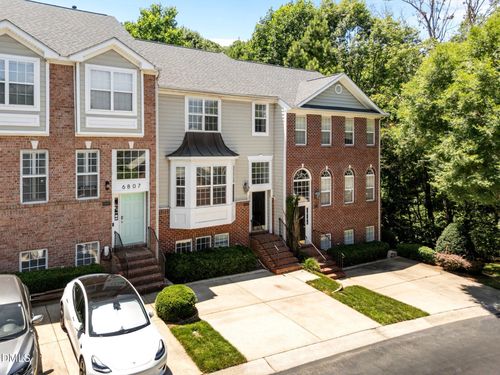 6809 Middleboro Dr, Raleigh, NC, 27612-2670 | Card Image