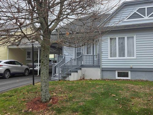 28 Wellington Crt, Truro, NS, B2N6M9 | Card Image