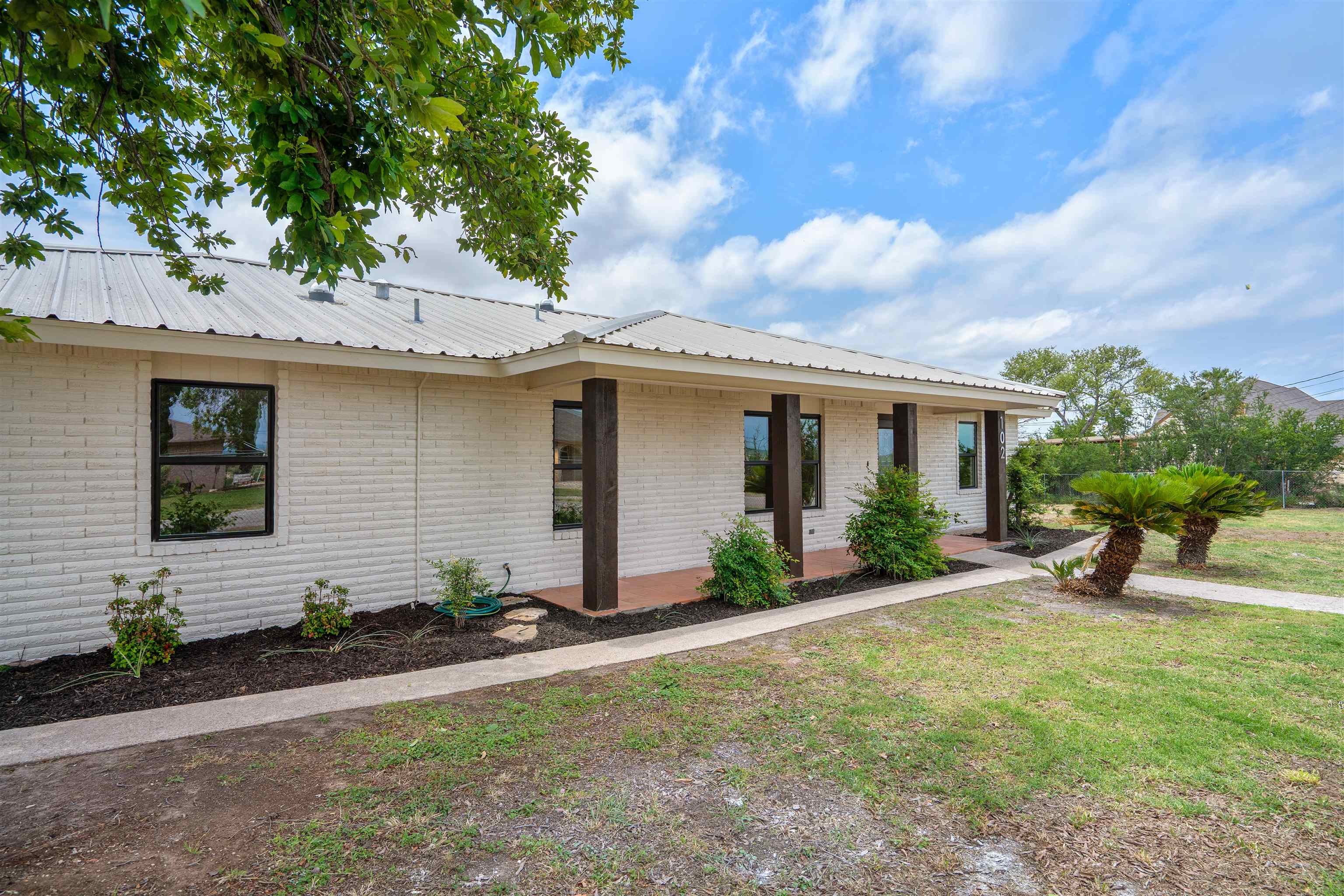 Residential in Del Rio 3
