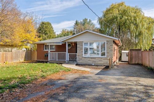 1-1015 Garth St, Hamilton, ON, L9C4L5 | Card Image