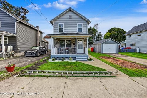 340 Delaware St, Jermyn, PA, 18433-1411 | Card Image