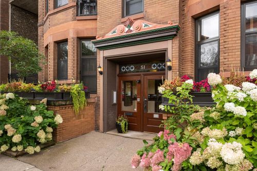 apt-24-51 Avon St S, Saint Paul, MN, 55105-3314 | Card Image