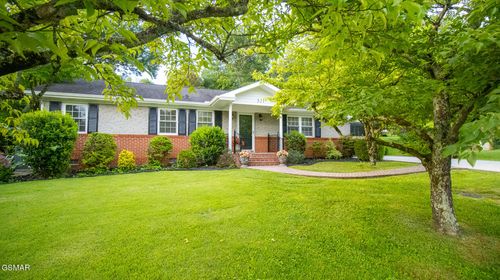 321 Creekmoor Drive, Jefferson City, TN, 37760 | Card Image