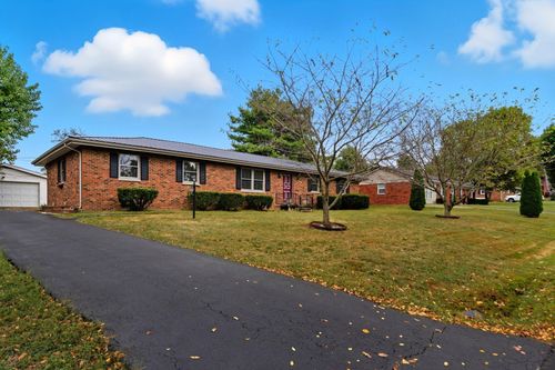 113 Southdale Dr, Mt Sterling, KY, 40353-9529 | Card Image