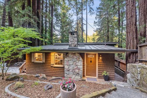 14724 Eagle Nest Ln, Guerneville, CA, 95446-9555 | Card Image