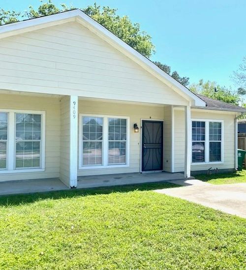 b-9409 Dulcimer Street, Houston, TX, 77051 | Card Image