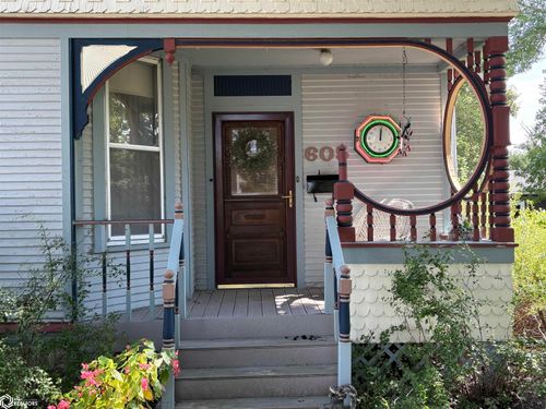 605 S Clark St, Forest City, IA, 50436-2052 | Card Image