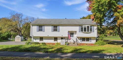 7 Chatham Dr, Meriden, CT, 06451-4914 | Card Image