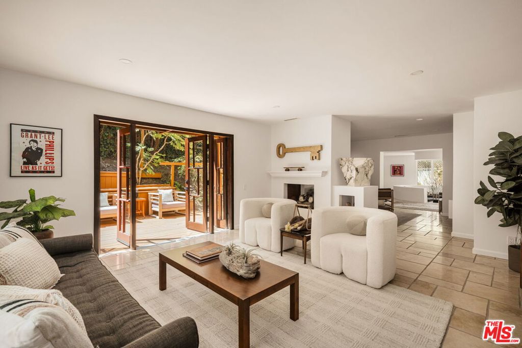 Residential in Los Angeles 3