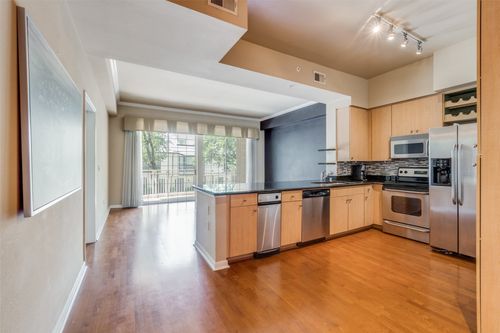 apt-230-3225 Turtle Creek Blvd, Dallas, TX, 75219-5458 | Card Image