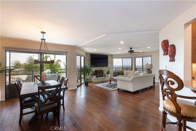 2B - 2270 Stanley Ave, Condo with 2 bedrooms, 2 bathrooms and 2 parking in Signal Hill CA | Image 12