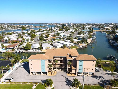 apt-304-145 116th Ave, Treasure Island, FL, 33706-4550 | Card Image