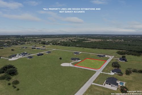 104 Hidden Hls, Floresville, TX, 78114-0167 | Card Image