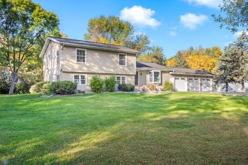 3925 210th Ave, Breckenridge, MN, 56520-9422 | Card Image