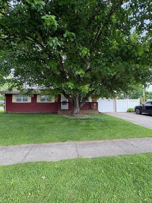 236 Fieldpoint Rd, Heath, OH, 43056-1423 | Card Image