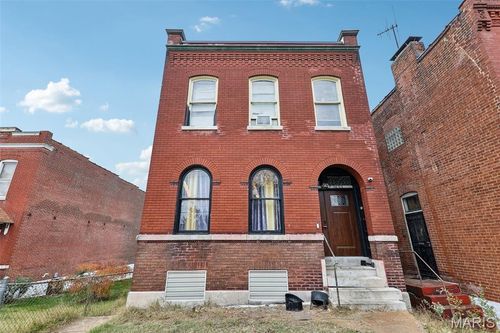 3833 Marine Ave, Saint Louis, MO, 63118-4747 | Card Image