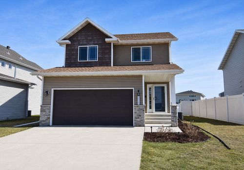 5525 8th St W, West Fargo, ND, 58078-4078 | Card Image