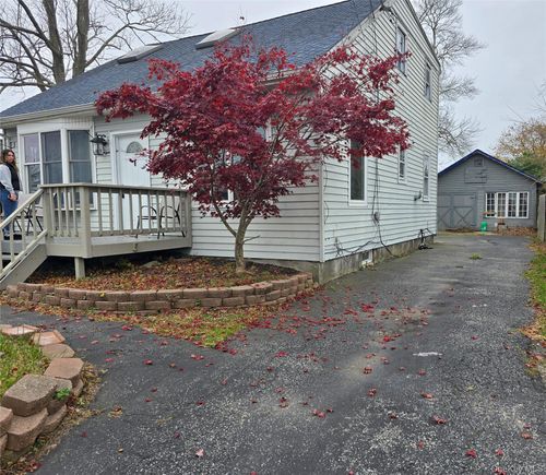 48 Park Dr, Mastic Beach, NY, 11951-4202 | Card Image