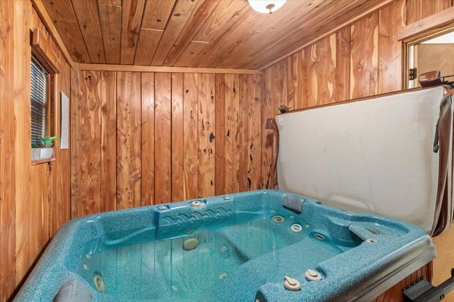1815 Mables Ave Ne, House other with 2 bedrooms, 1 bathrooms and null parking in Steinhatchee FL | Image 26