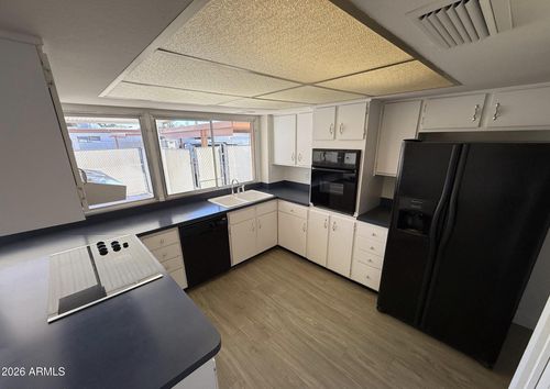 4713 W Northern Ave, Glendale, AZ, 85301-1543 | Card Image