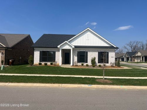 8220 Cedar Crest Ln, Louisville, KY, 40291-5372 | Card Image