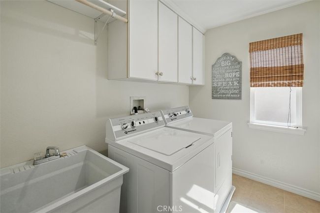 19728 Ellis Henry Ct, House other with 5 bedrooms, 3 bathrooms and 3 parking in Newhall CA | Image 34