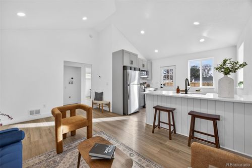 1638 Wabash St, Denver, CO, 80220-2145 | Card Image