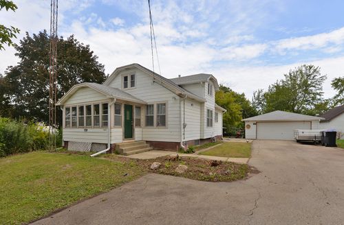 1401 Willow Rd, Mount Pleasant, WI, 53177-1918 | Card Image