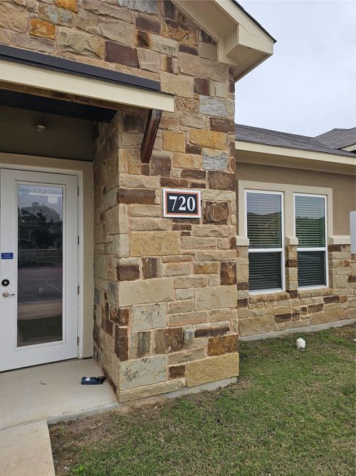 720-1000 Gattis School Rd, Round Rock, TX, 78664-2571 | Card Image